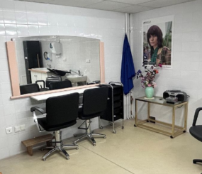 SALON DE COIFFURE